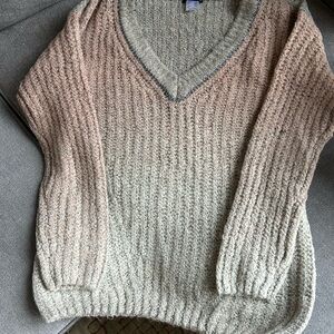 Hombre v neck sweater